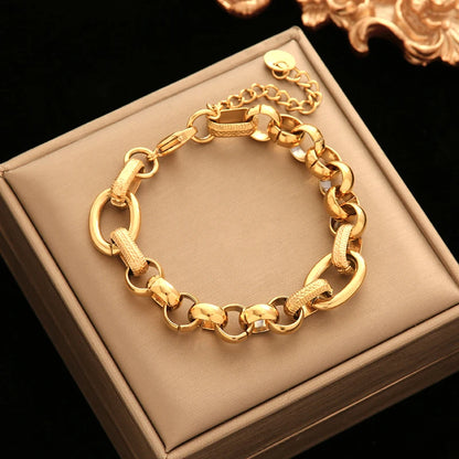 Radiant Luxe Twisted Bracelet