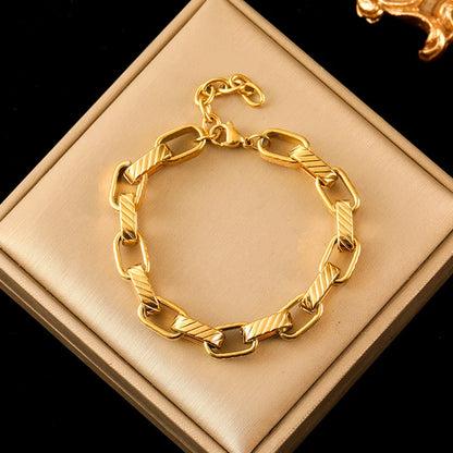 Radiant Luxe Twisted Bracelet