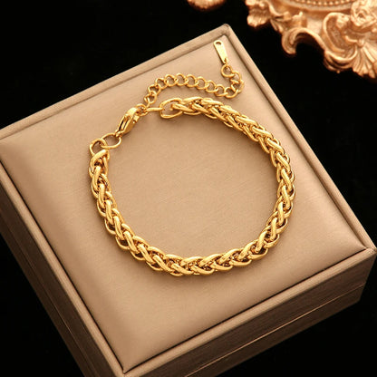 Radiant Luxe Twisted Bracelet